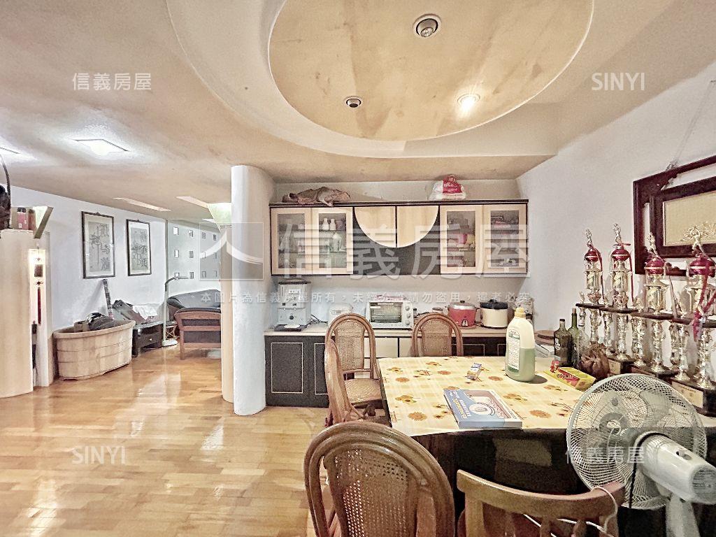 民西三樓兩戶打通美寓車位房屋室內格局與周邊環境