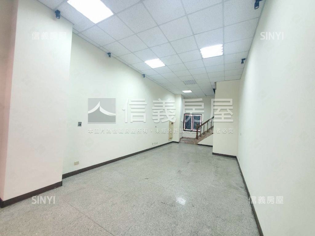❤中興路一段挑高美樓店❤房屋室內格局與周邊環境