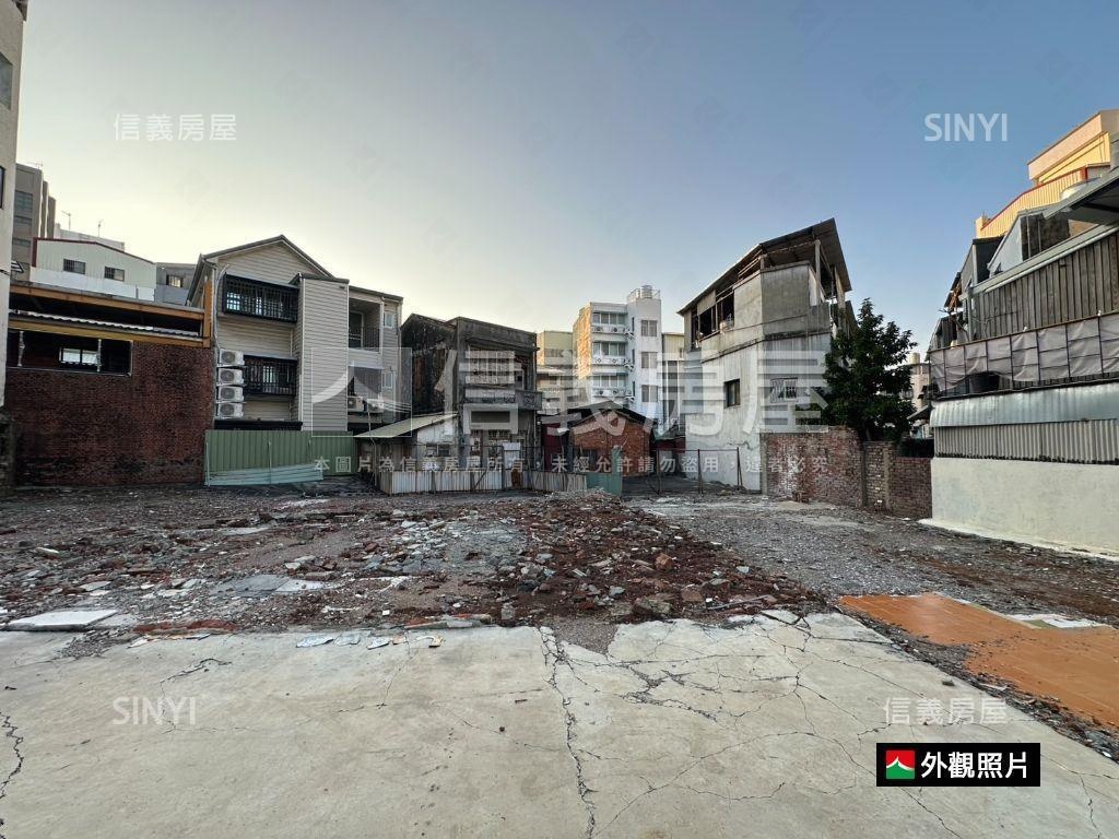 中西區約２０６．３４坪地房屋室內格局與周邊環境
