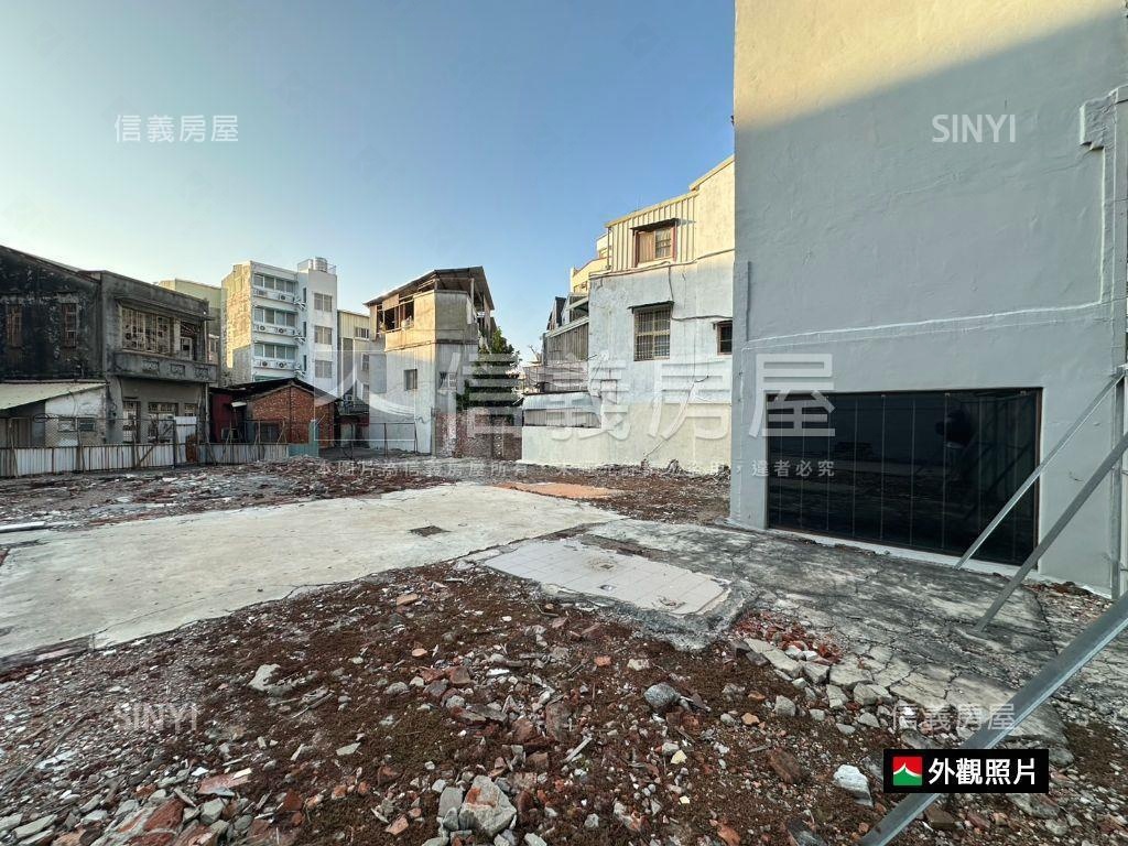 中西區約２０６．３４坪地房屋室內格局與周邊環境