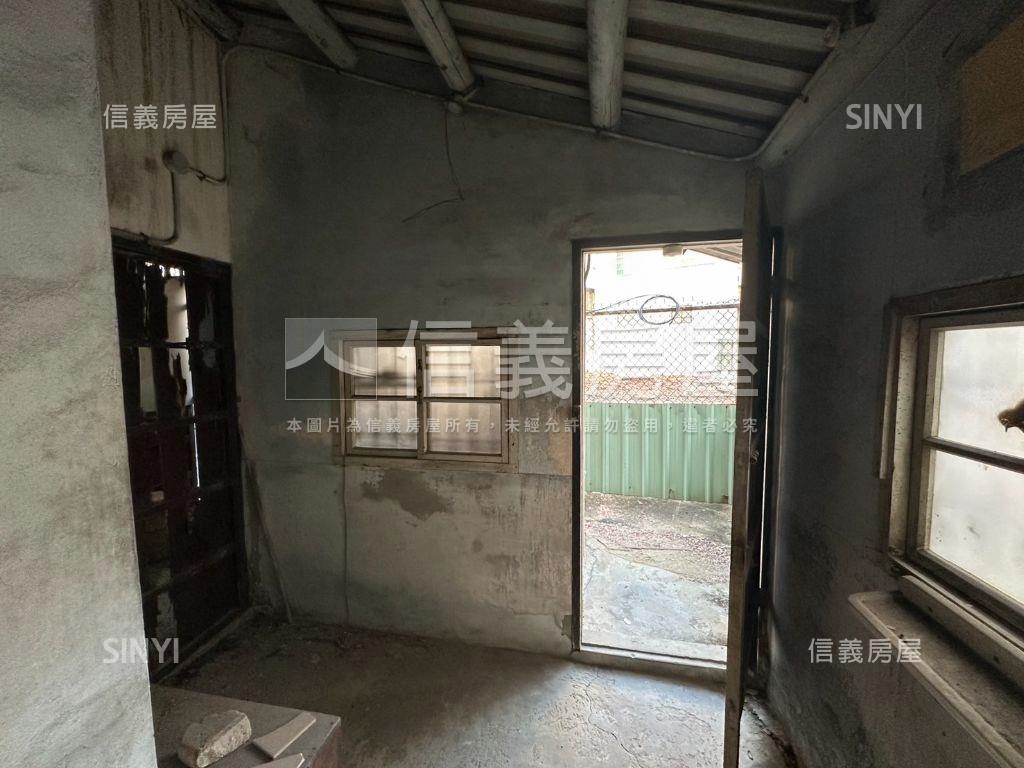中西區約２０６．３４坪地房屋室內格局與周邊環境