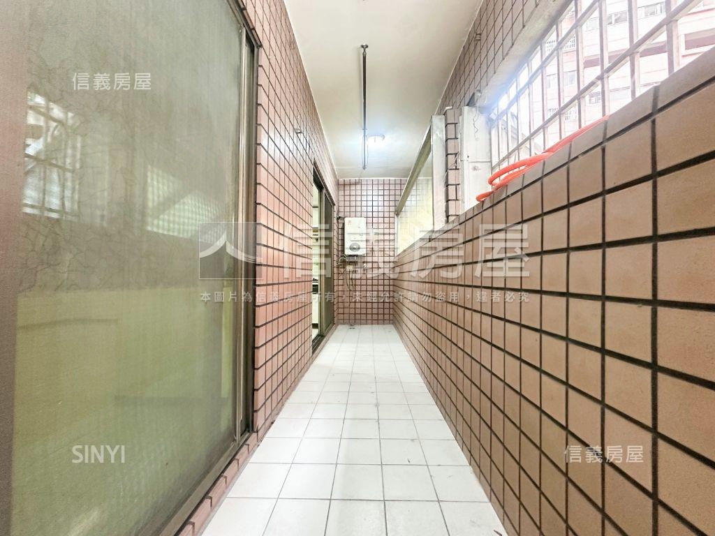 西區１－２樓前後出入店面房屋室內格局與周邊環境