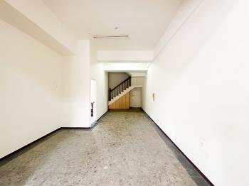 西區１－２樓前後出入店面