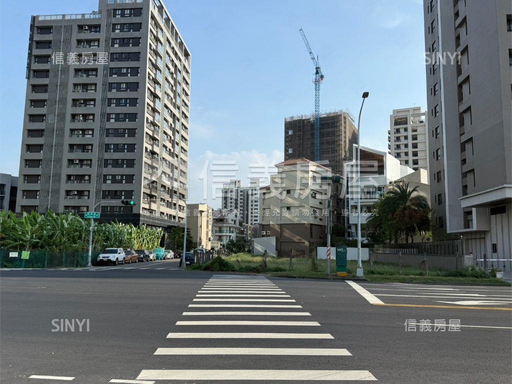 楠梓高大三角窗正路土地房屋室內格局與周邊環境