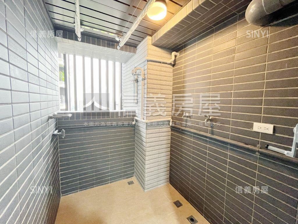 全新皇普莊園高樓兩房平車房屋室內格局與周邊環境