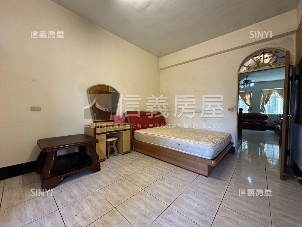 近富岡活巷透天房屋室內格局與周邊環境