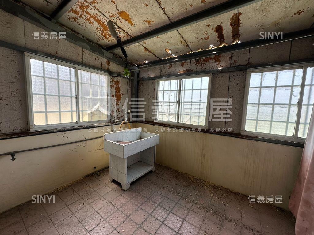 近富岡活巷透天房屋室內格局與周邊環境