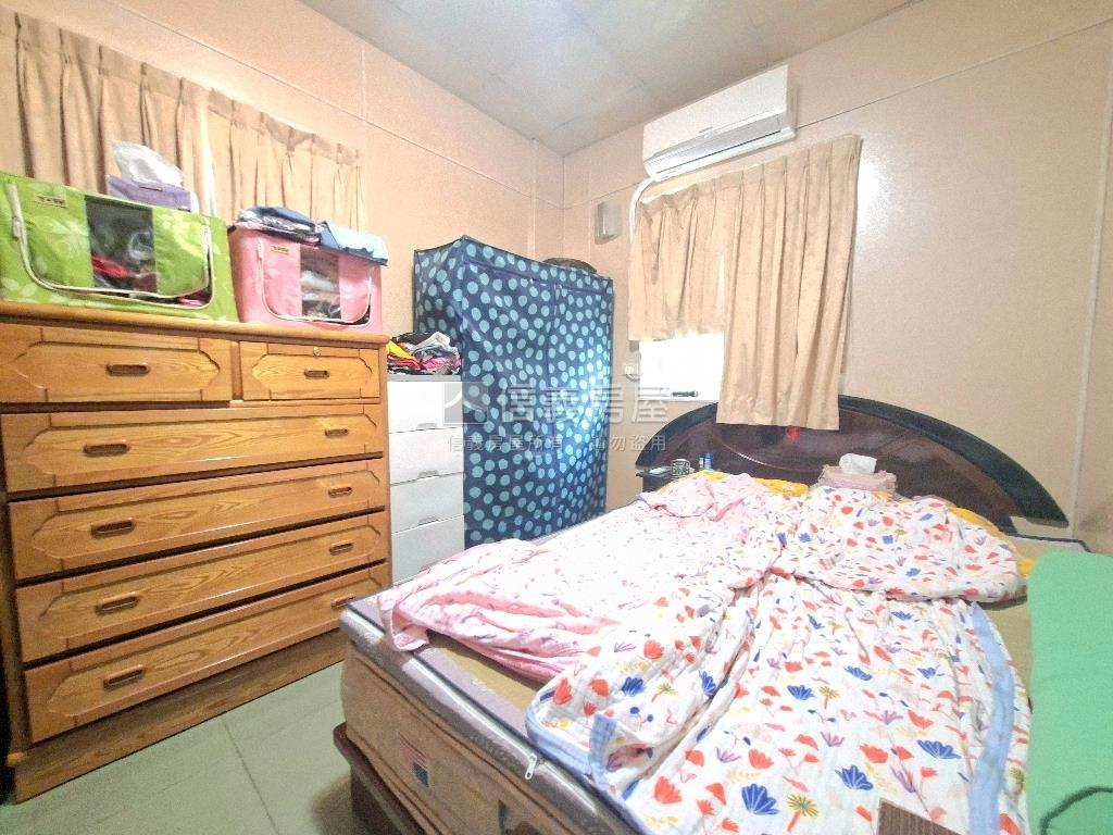 鐵道潛力｜ＲＣ獨棟美店住房屋室內格局與周邊環境
