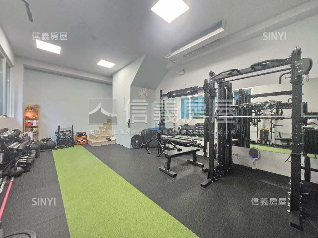 景平捷運面寬醒目店面房屋室內格局與周邊環境