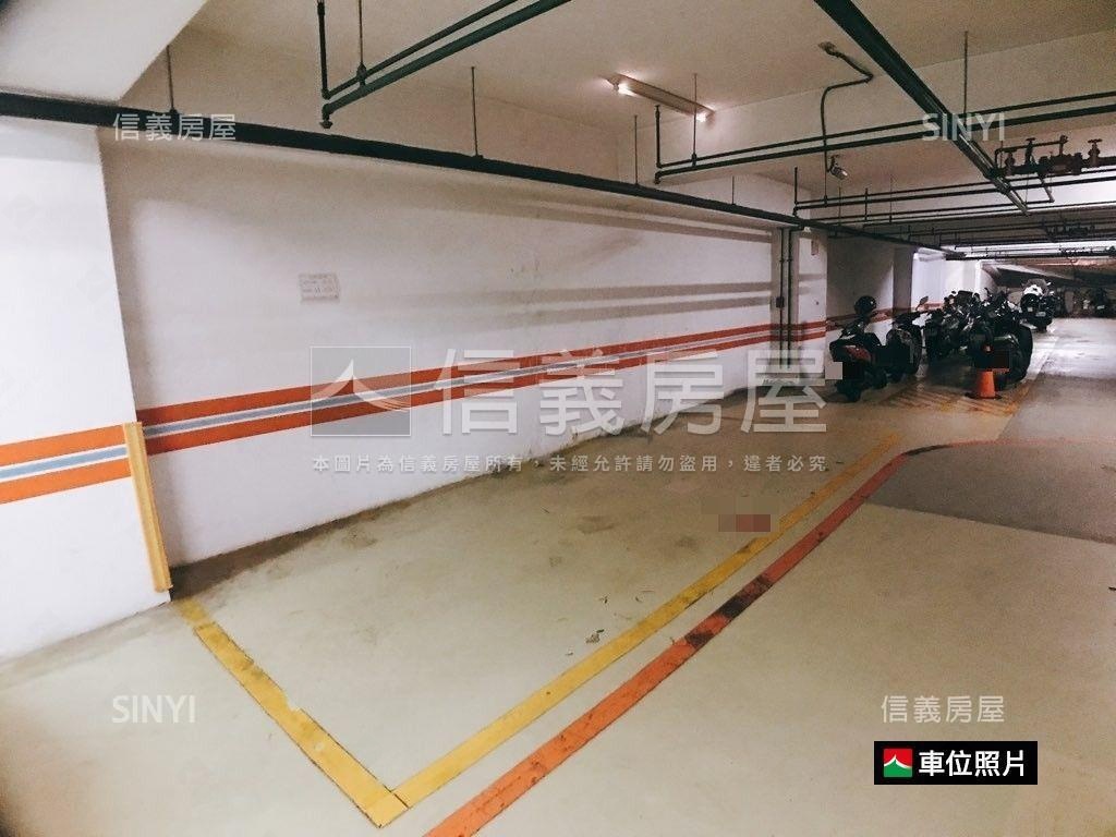 景平捷運面寬醒目店面房屋室內格局與周邊環境