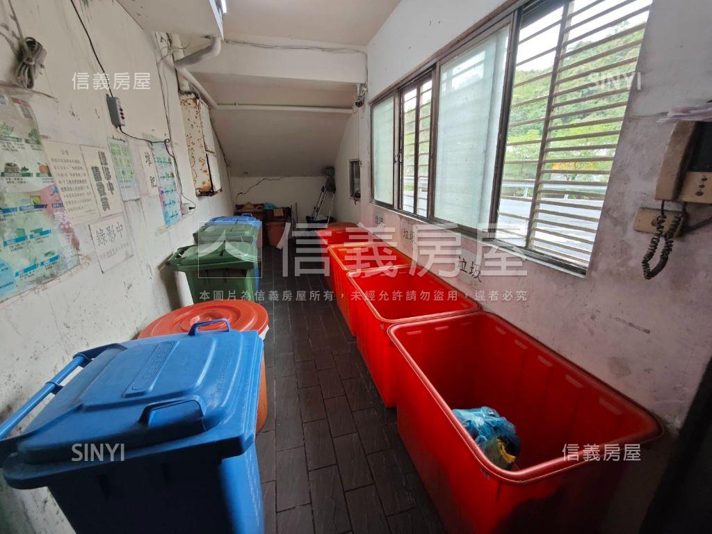 仁愛特區樓中樓景觀三房房屋室內格局與周邊環境