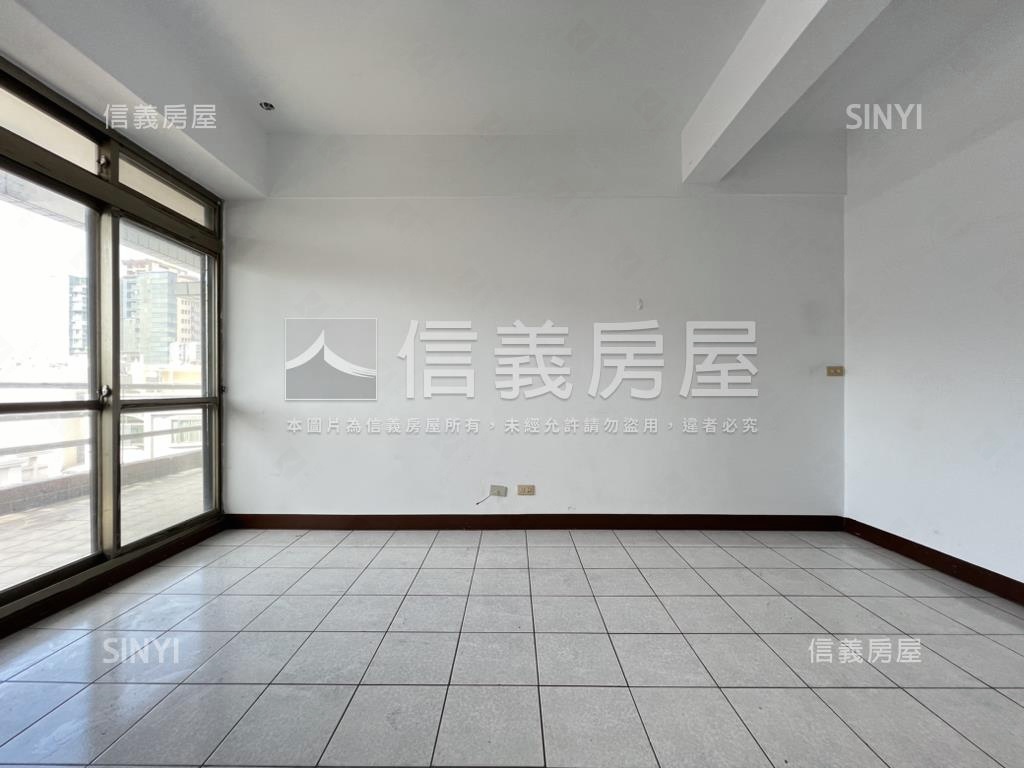 ☼富豪世家邊間採光５房房屋室內格局與周邊環境