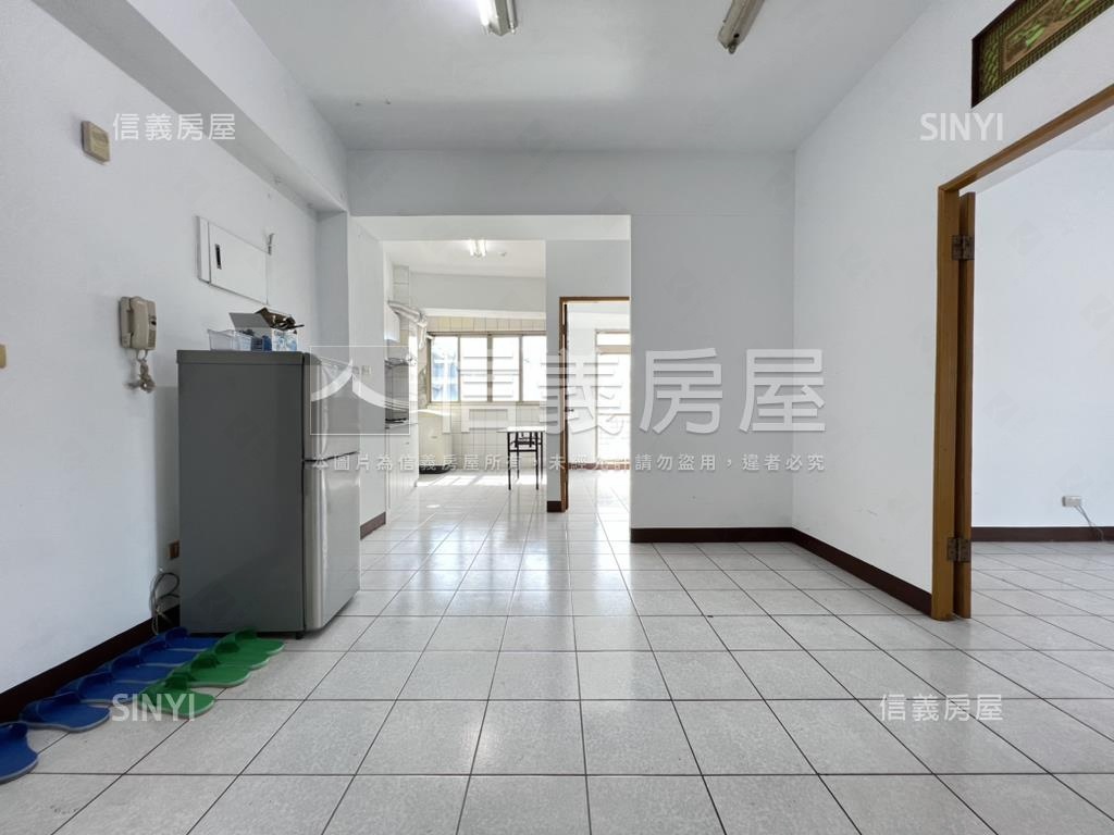 ☼富豪世家邊間採光５房房屋室內格局與周邊環境