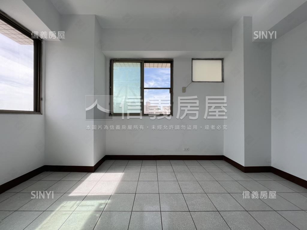 ☼富豪世家邊間採光５房房屋室內格局與周邊環境