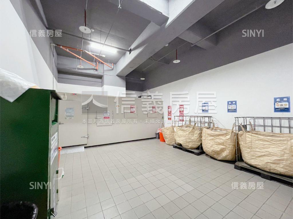 海山＊鋼骨＊皇翔ＰＡＲＫ房屋室內格局與周邊環境