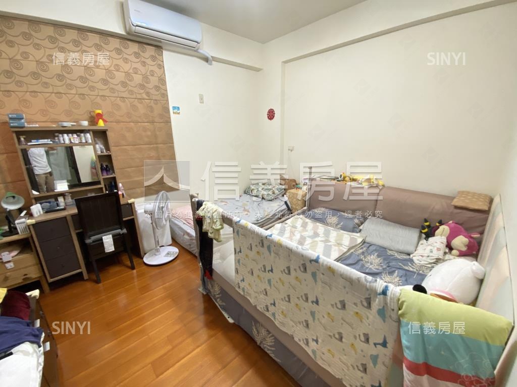 ★東區大面寬臨路別墅房屋室內格局與周邊環境