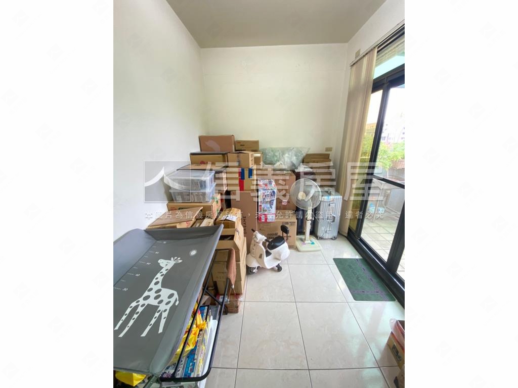 ★東區大面寬臨路別墅房屋室內格局與周邊環境