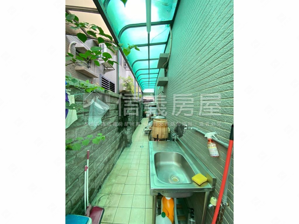 ★東區大面寬臨路別墅房屋室內格局與周邊環境