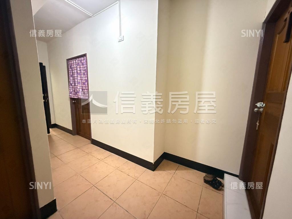 漢神商圈收租四房房屋室內格局與周邊環境