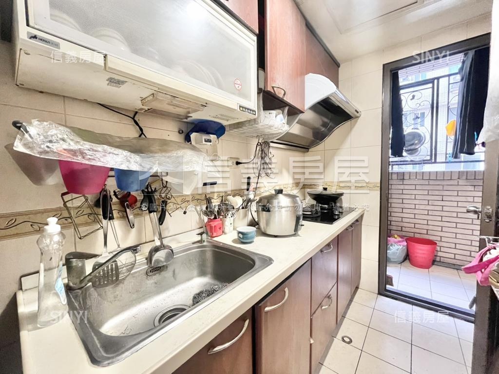 舒心生活×首選三房房屋室內格局與周邊環境