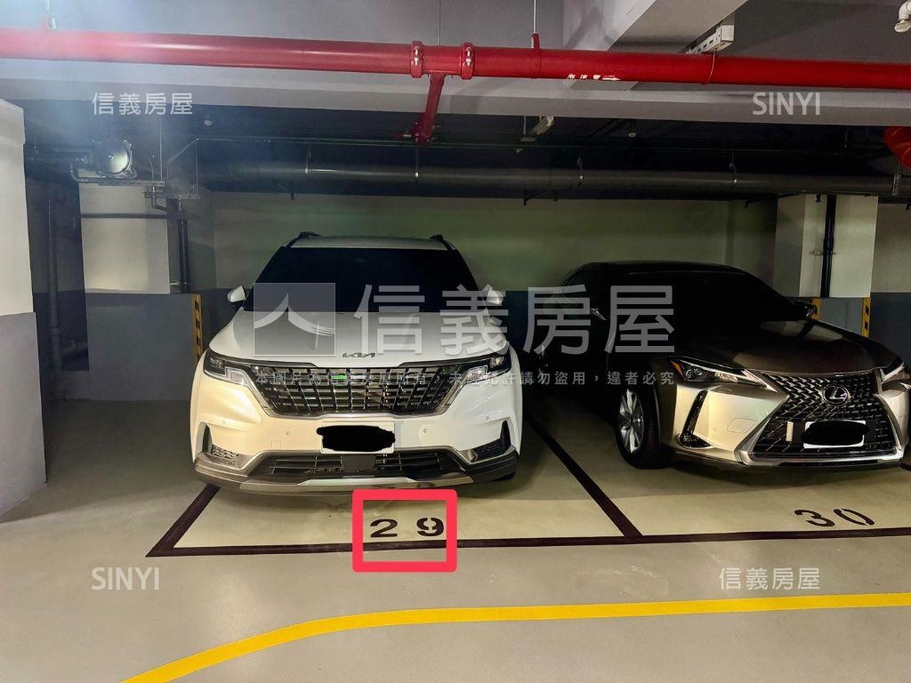 優質建案京澄園朗３房車位房屋室內格局與周邊環境