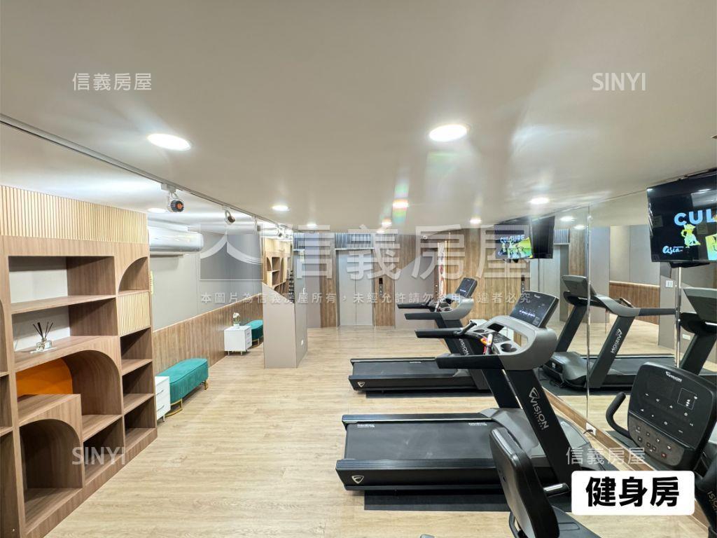 精品美妝．高樓露臺房屋室內格局與周邊環境