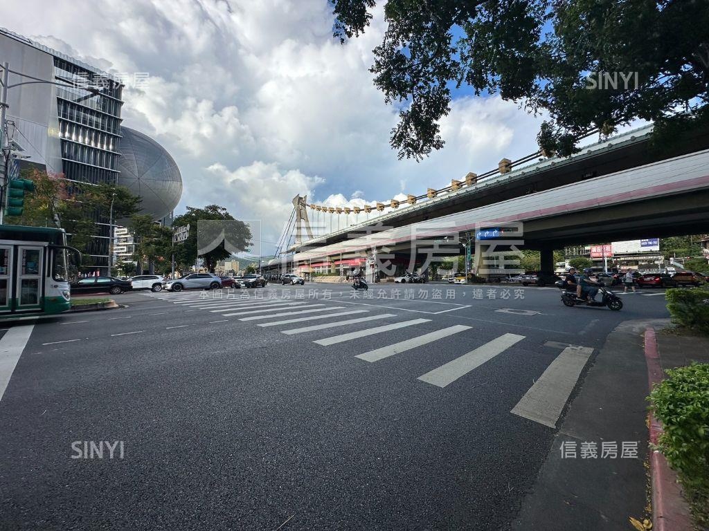 臨承德橋｜車流三角金店面房屋室內格局與周邊環境