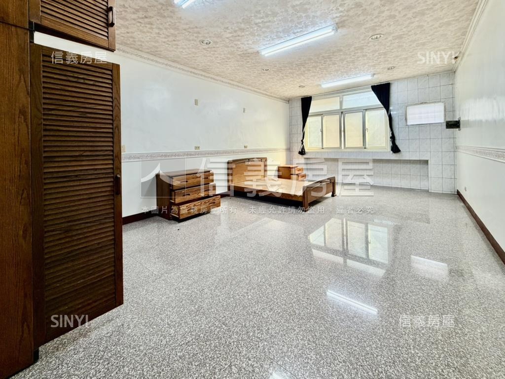 英德街大面寬正街透天店面房屋室內格局與周邊環境