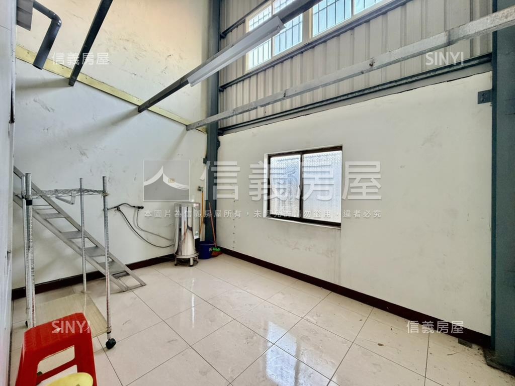 英德街大面寬正街透天店面房屋室內格局與周邊環境