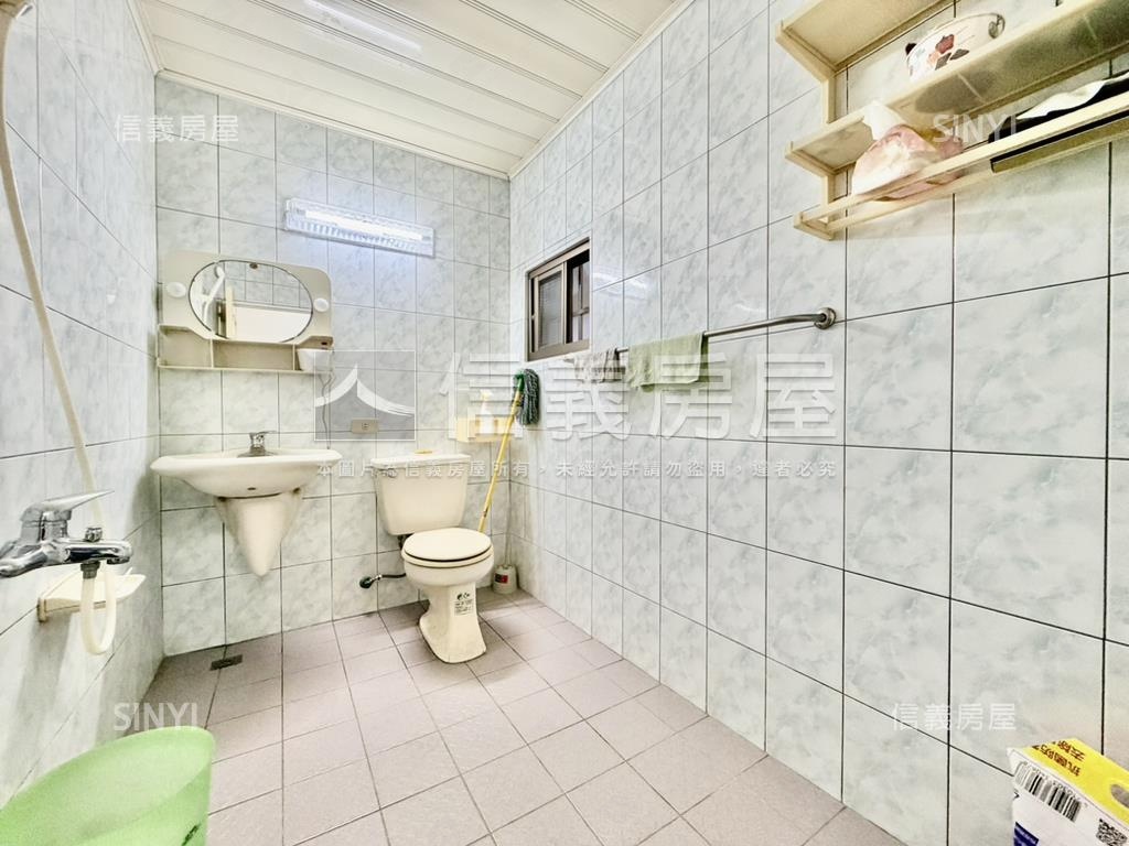 英德街大面寬正街透天店面房屋室內格局與周邊環境