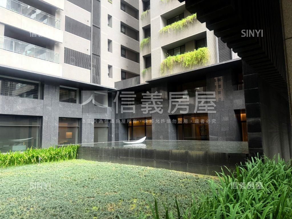 新光旁由鉅大謙毛胚豪邸房屋室內格局與周邊環境