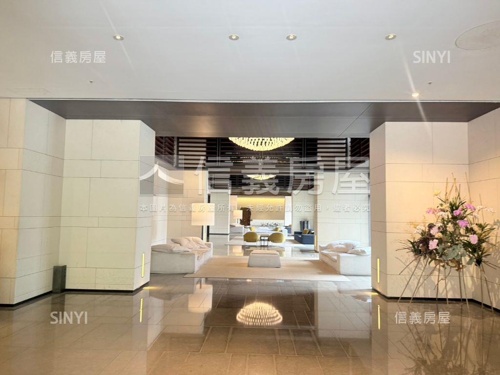 新光旁由鉅大謙毛胚豪邸房屋室內格局與周邊環境