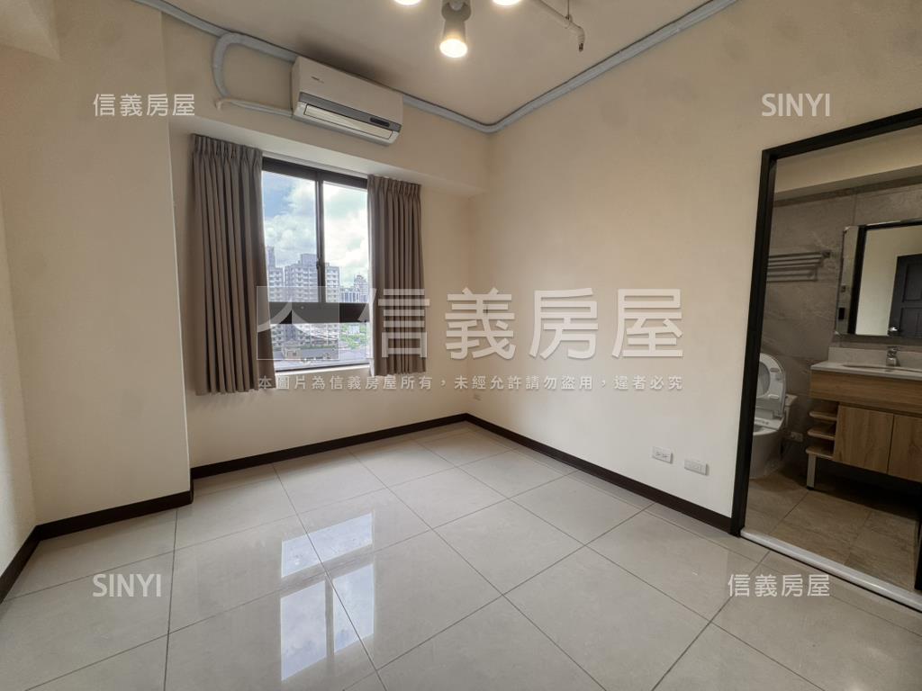 中路高樓層面公園兩房車位房屋室內格局與周邊環境