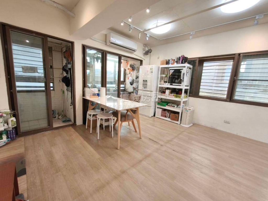 近中友順天中來一房車位房屋室內格局與周邊環境