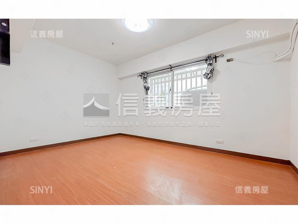 養貓次頂樓三房低公設房屋室內格局與周邊環境