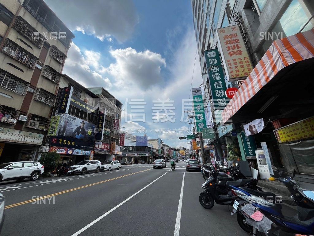 養貓次頂樓三房低公設房屋室內格局與周邊環境