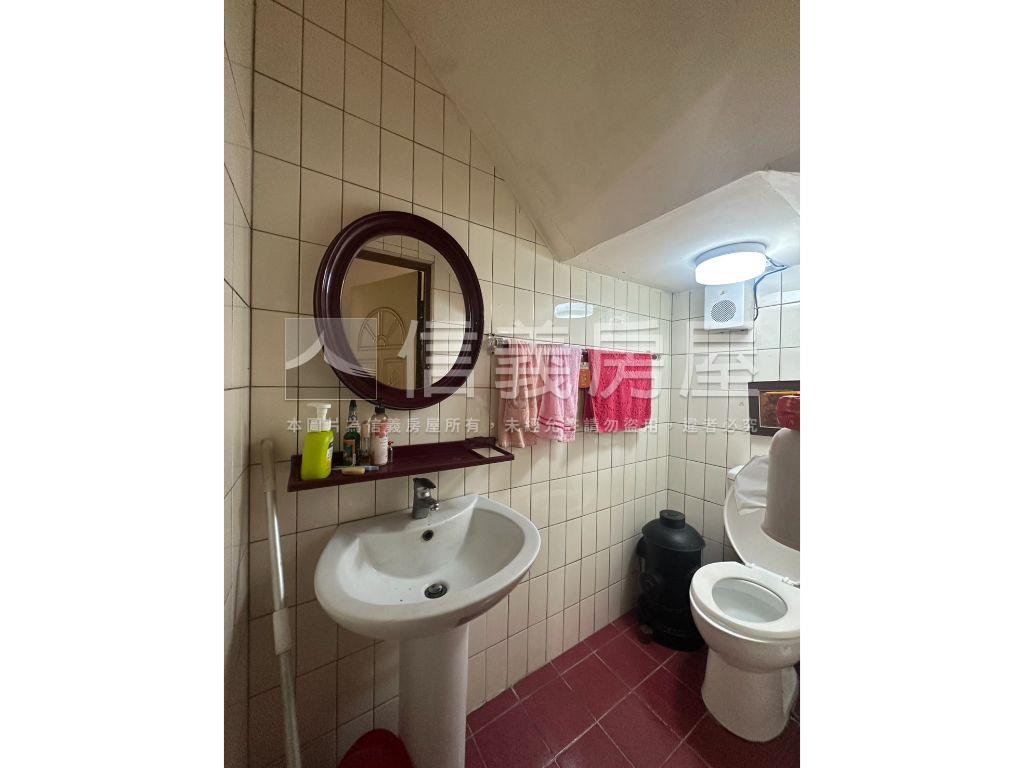 協同二街稀有釋出美透天房屋室內格局與周邊環境