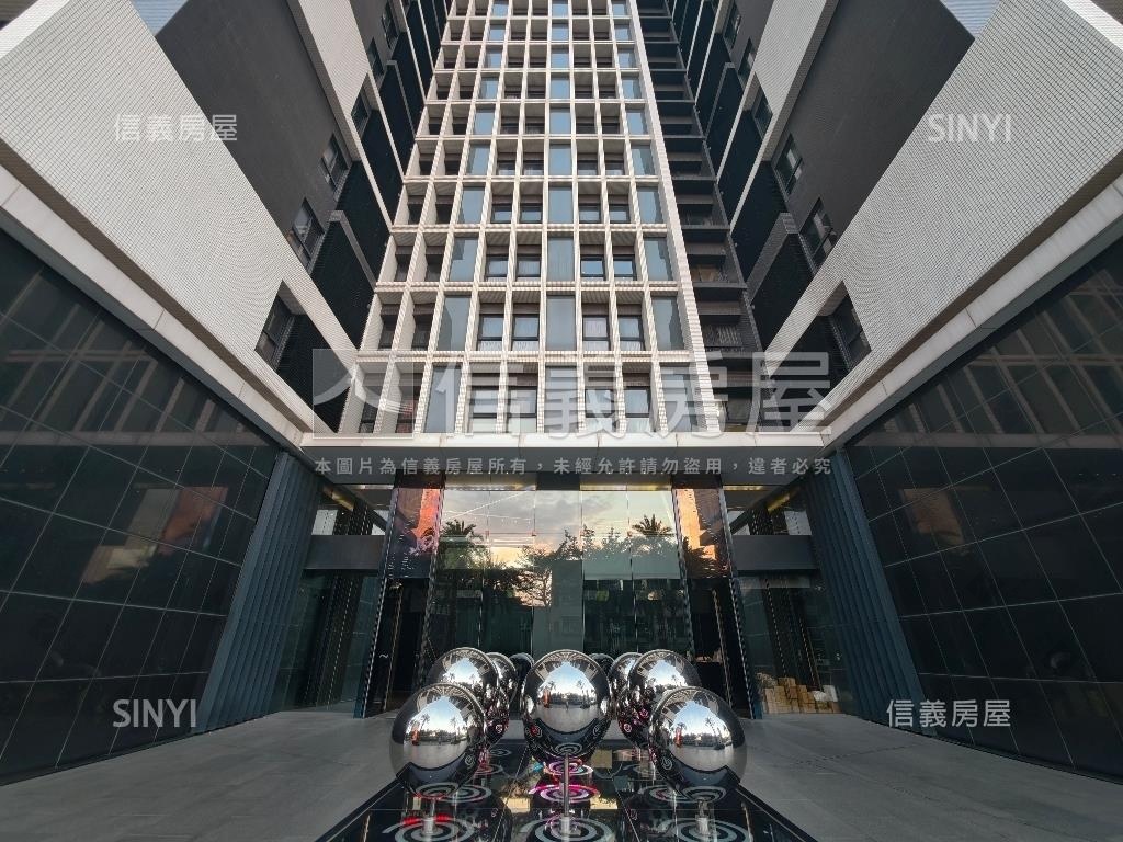 鳳山面寬約１０米質感店面房屋室內格局與周邊環境