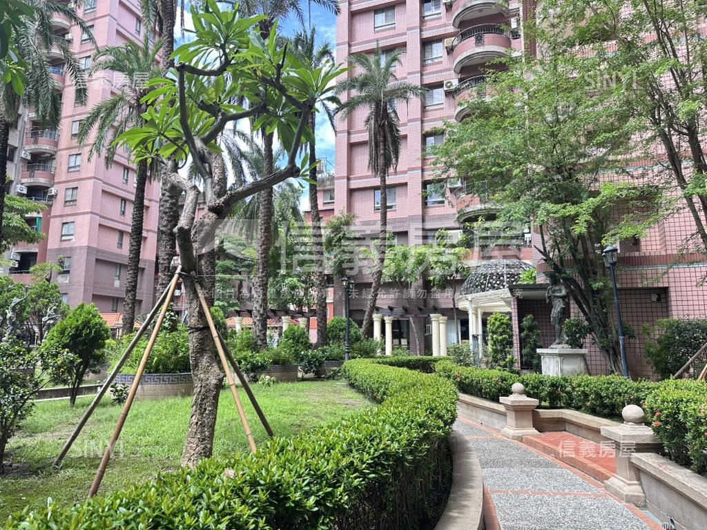 梵塞荷河岸大四房平車房屋室內格局與周邊環境