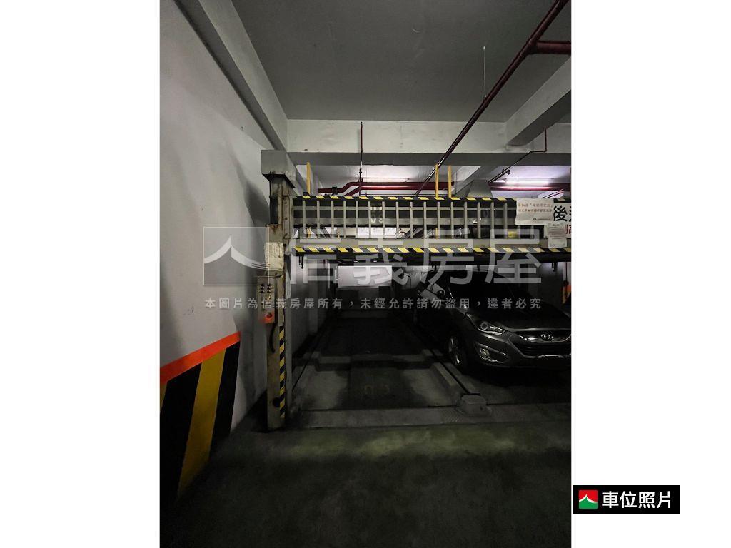 首購☆三房兩衛☆休旅車位房屋室內格局與周邊環境