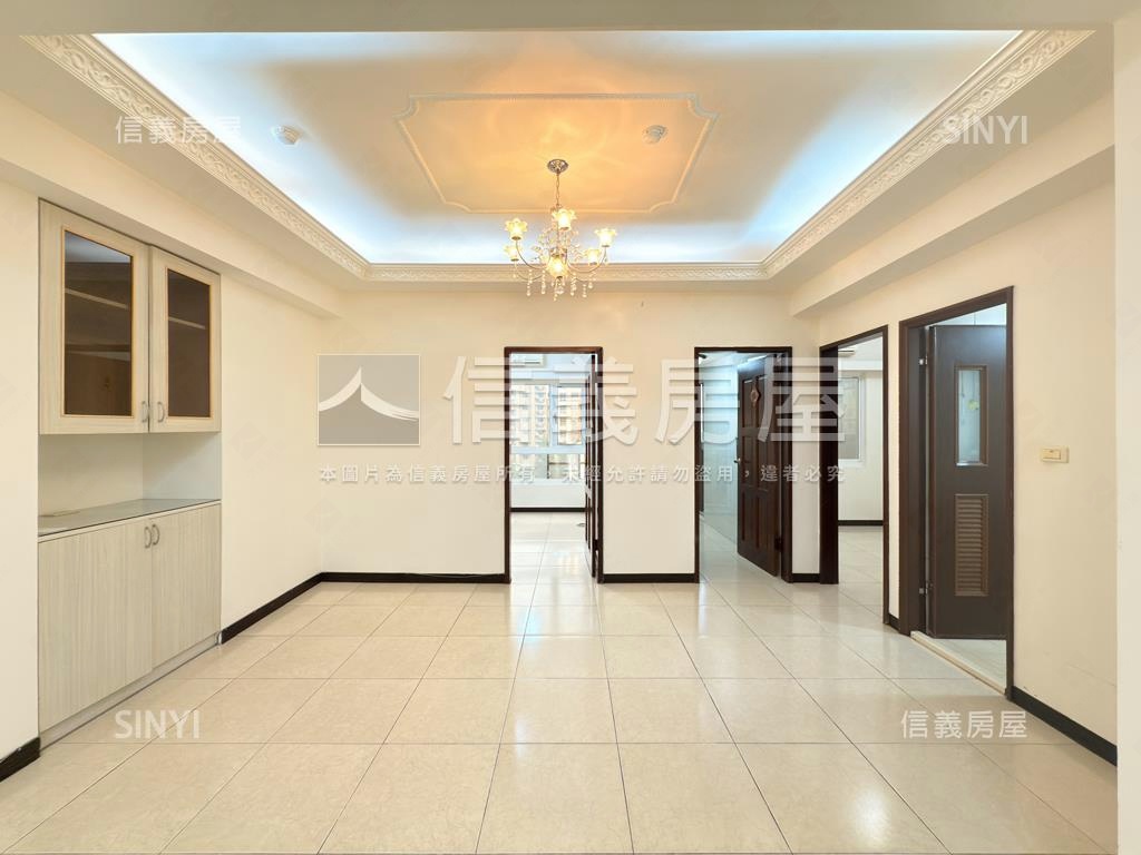 Ａ９巴黎香頌精華區美三房房屋室內格局與周邊環境