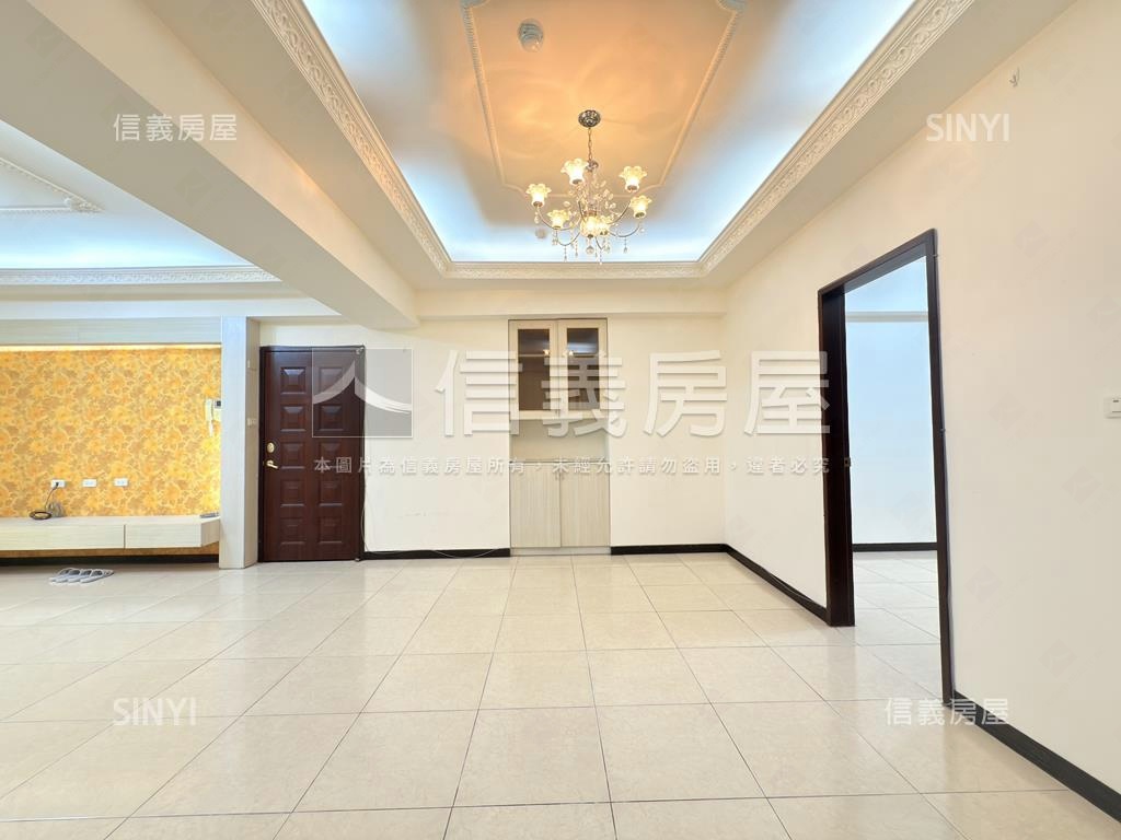 Ａ９巴黎香頌精華區美三房房屋室內格局與周邊環境