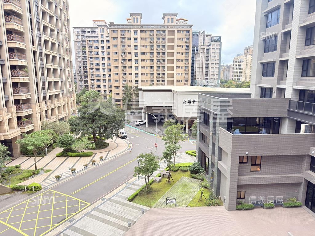 Ａ９巴黎香頌精華區美三房房屋室內格局與周邊環境