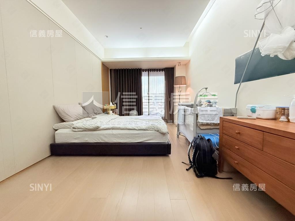 由鉅大謙精裝美宅房屋室內格局與周邊環境