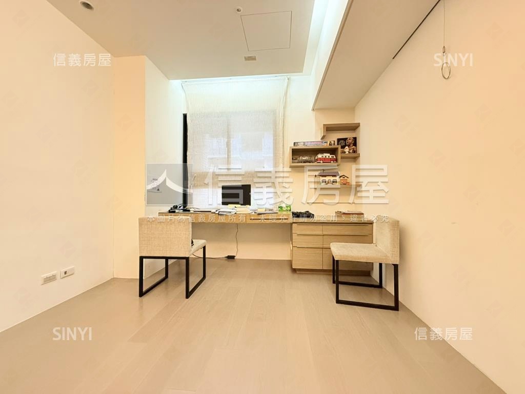 由鉅大謙精裝美宅房屋室內格局與周邊環境