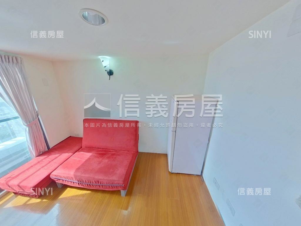 中醫學士商圈豪景挑高宅房屋室內格局與周邊環境