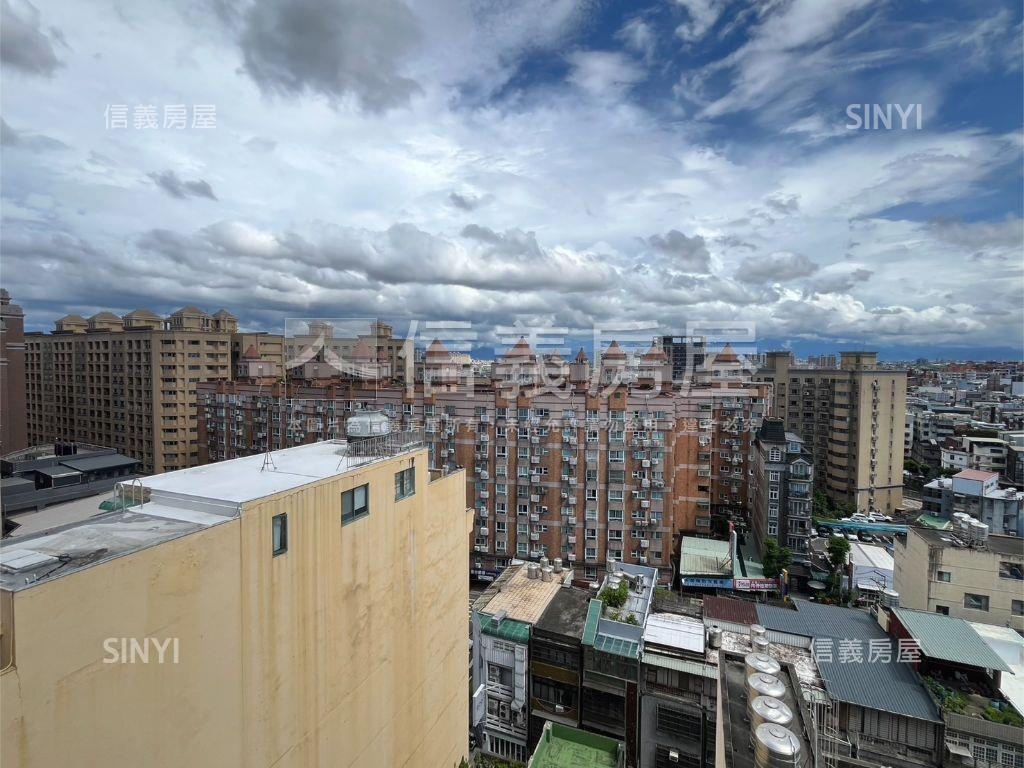 火車站前大套房房屋室內格局與周邊環境