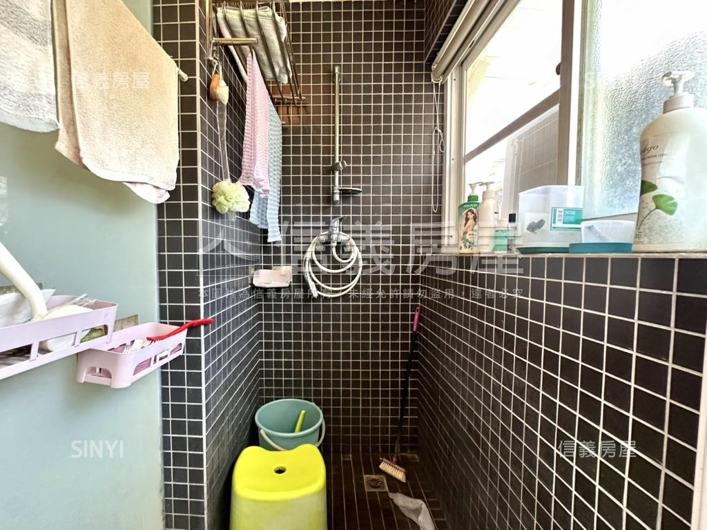 【專】巨蛋大面寬美車墅房屋室內格局與周邊環境
