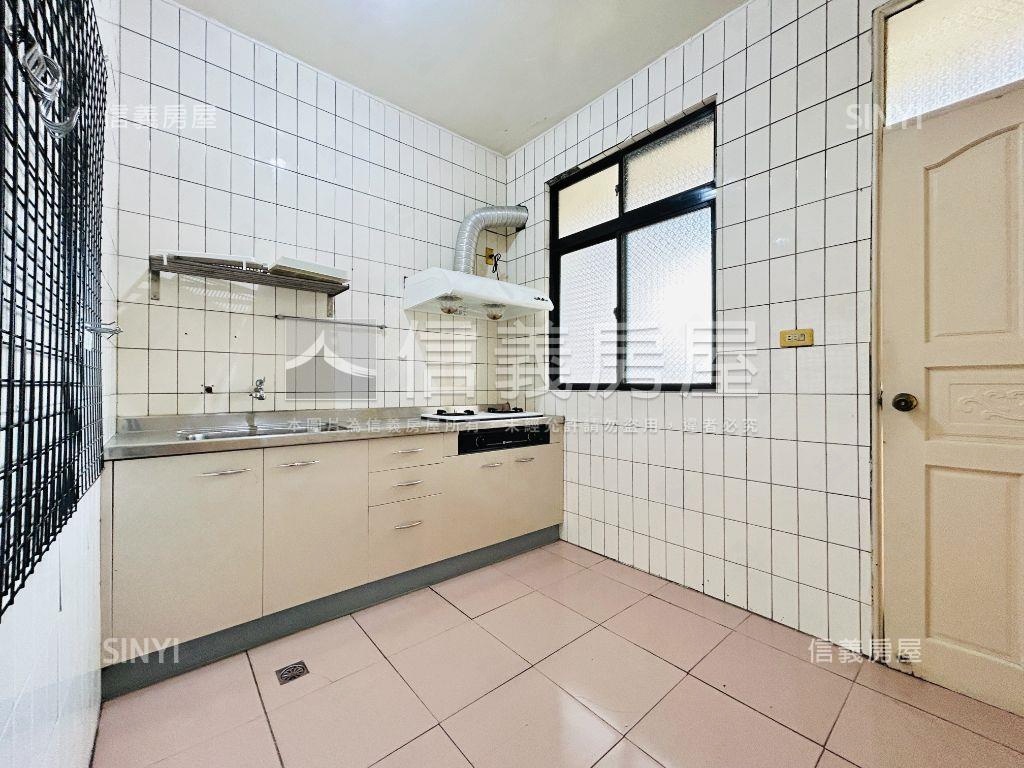 近空大靜巷美宅房屋室內格局與周邊環境