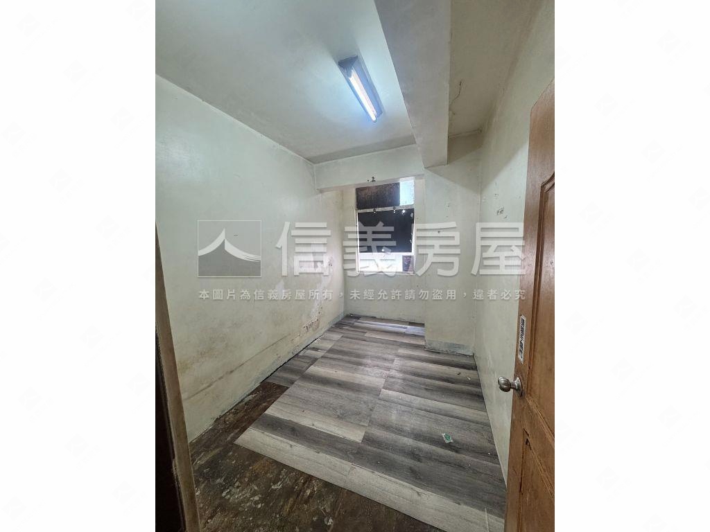 未來黃線鳥松健身公寓房屋室內格局與周邊環境